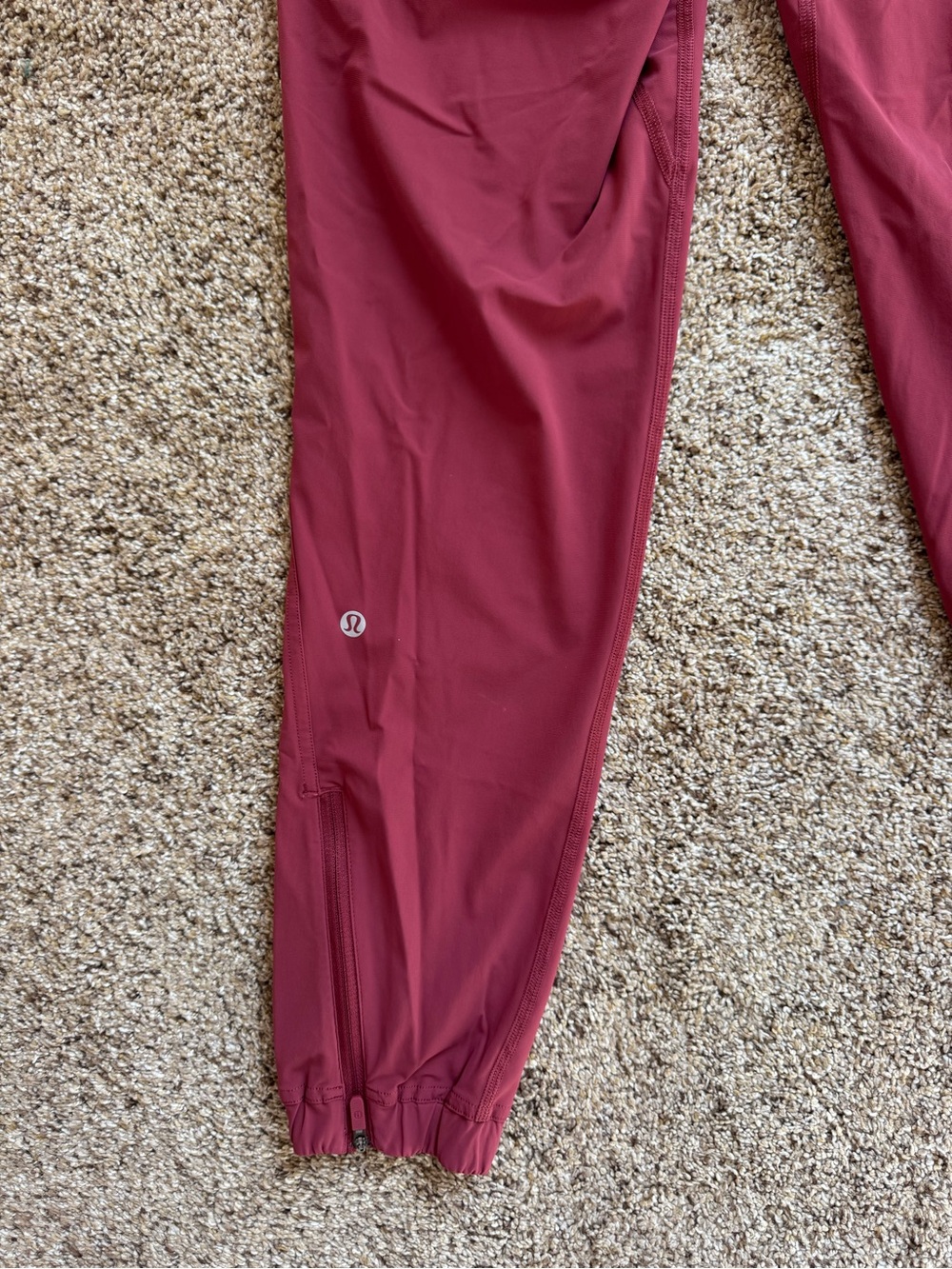 Lululemon ‘Ready to Rulu’ joggers